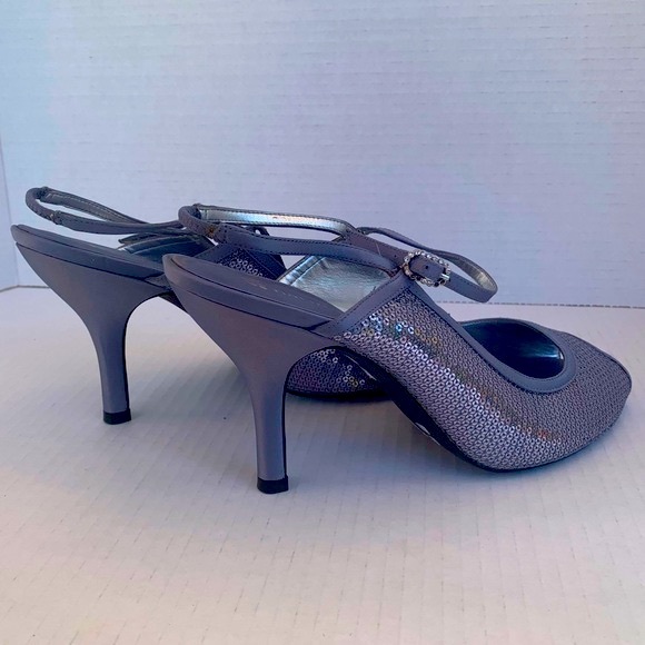 Naturalizer Silver Sequins Slingback Sandals - Picture 7 of 11